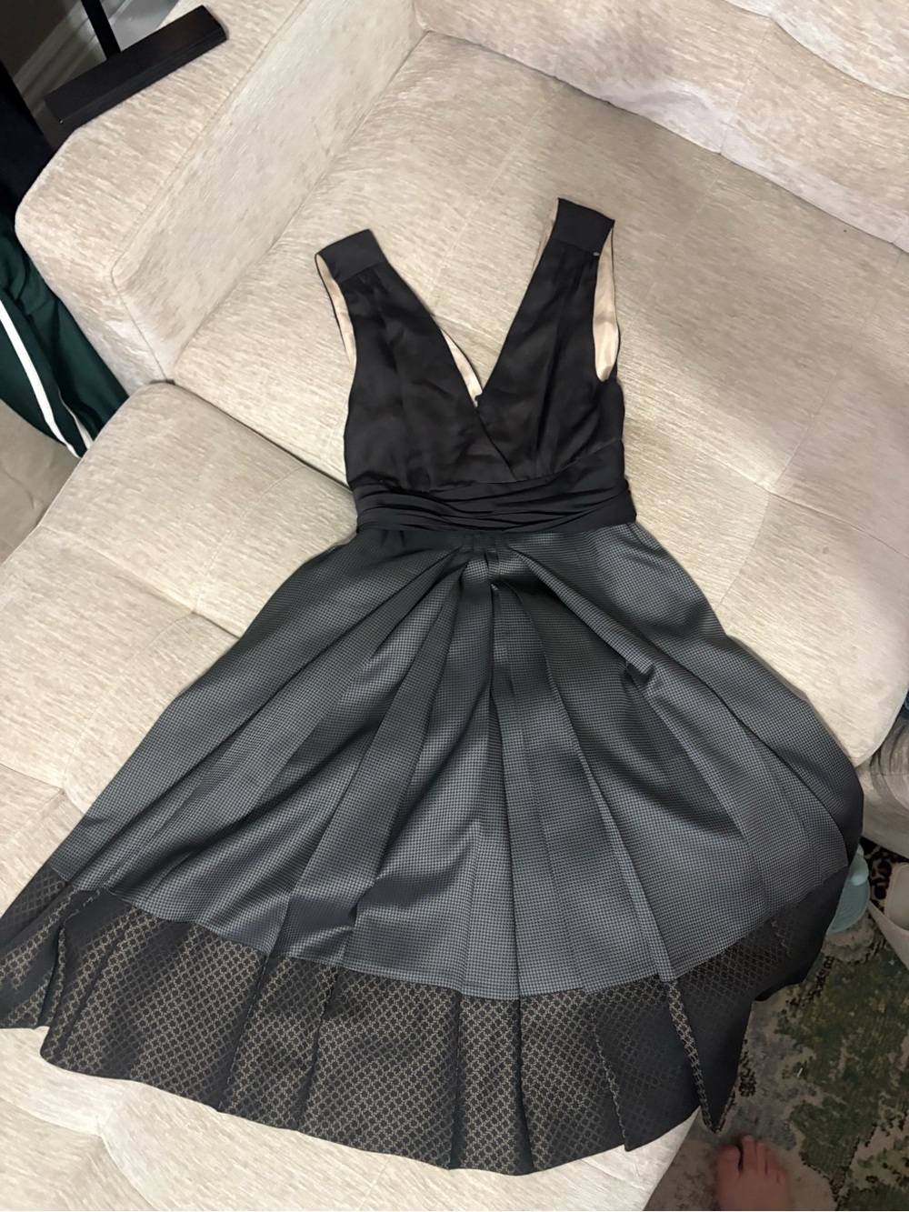 Sportmax Black V-Neck Pleated Fit-and-Flare Dress